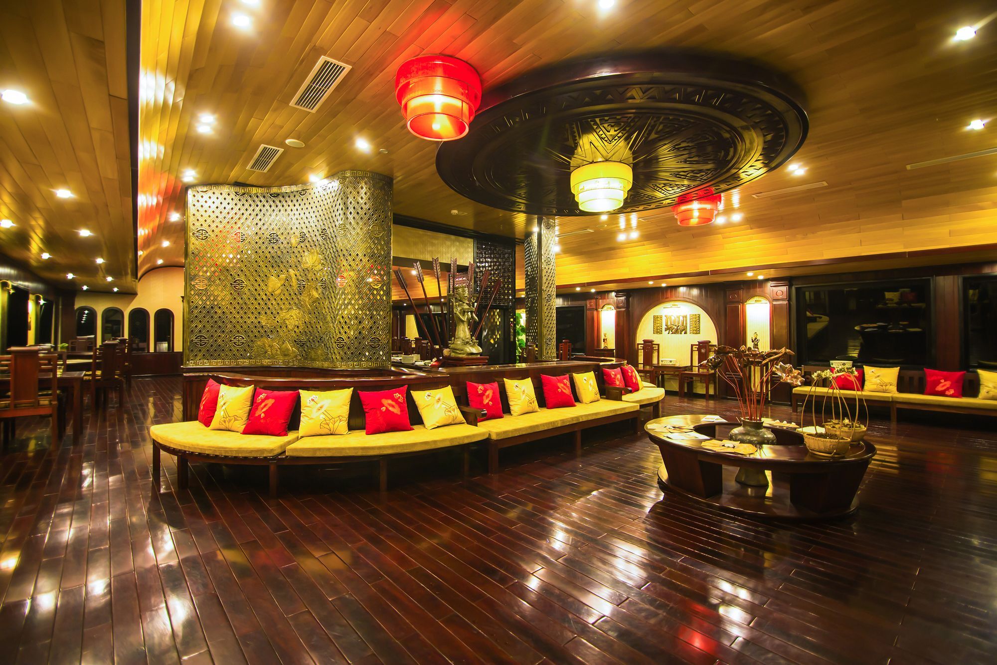 Dragon Legend Cruise Hotel Ha Long Exterior photo